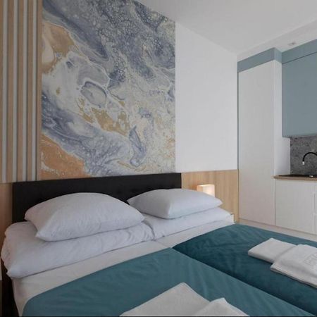 Willa Przy Porcie - Apartamenty Z Aneksami Kuchennymi อุสตกา ภายนอก รูปภาพ