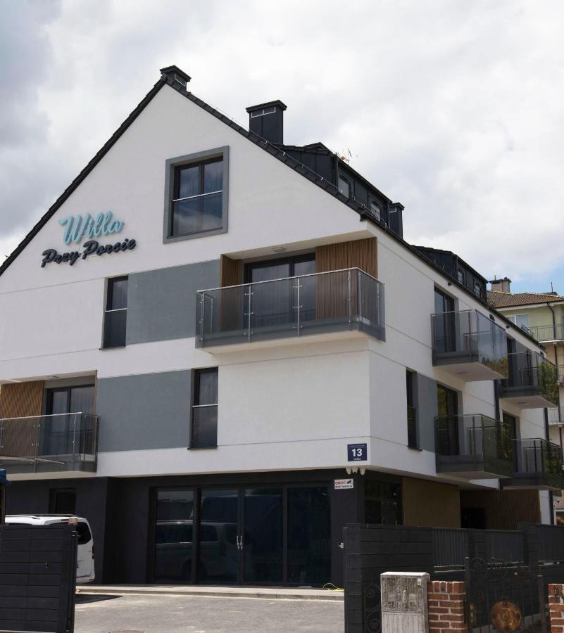 Willa Przy Porcie - Apartamenty Z Aneksami Kuchennymi อุสตกา ภายนอก รูปภาพ