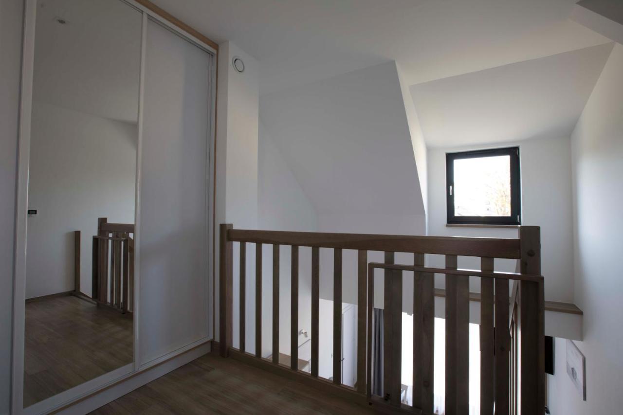Willa Przy Porcie - Apartamenty Z Aneksami Kuchennymi อุสตกา ภายนอก รูปภาพ