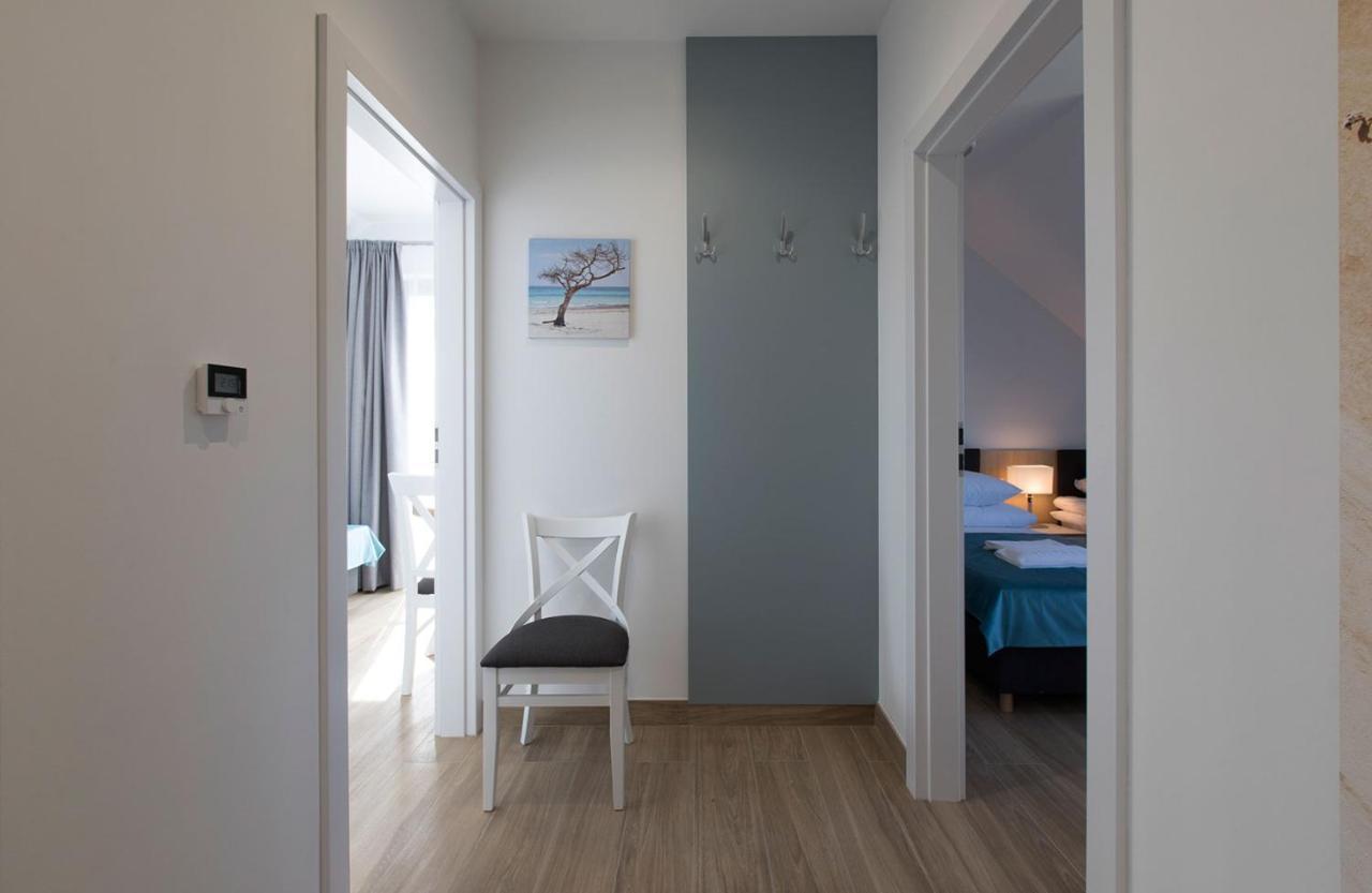 Willa Przy Porcie - Apartamenty Z Aneksami Kuchennymi อุสตกา ภายนอก รูปภาพ