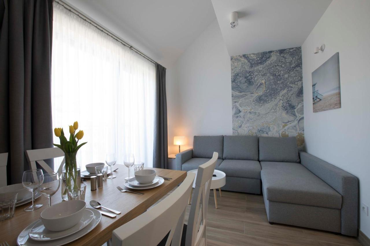 Willa Przy Porcie - Apartamenty Z Aneksami Kuchennymi อุสตกา ภายนอก รูปภาพ