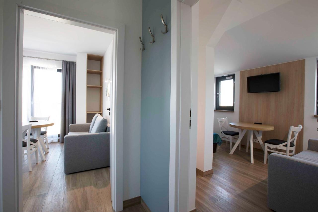 Willa Przy Porcie - Apartamenty Z Aneksami Kuchennymi อุสตกา ภายนอก รูปภาพ