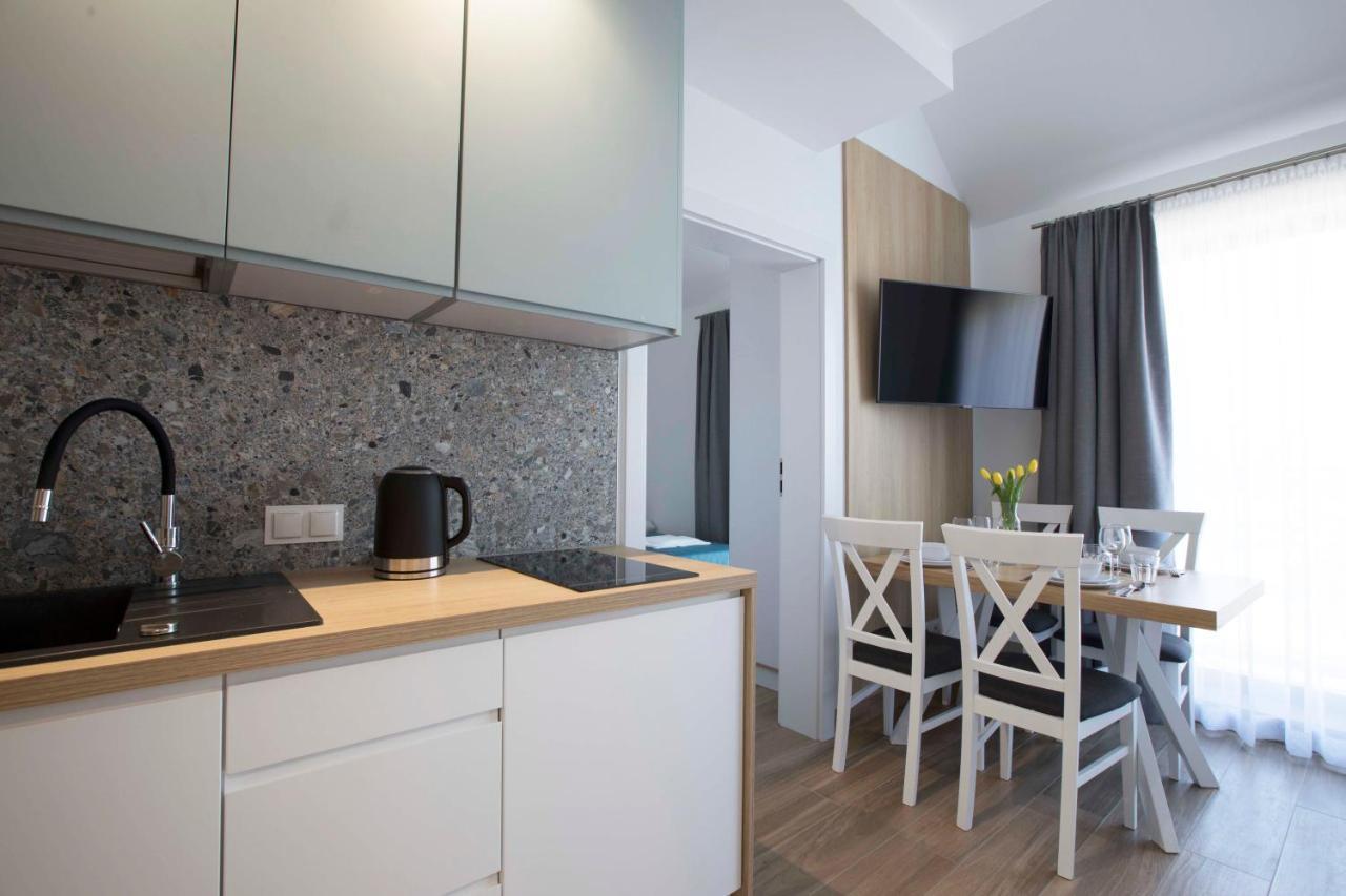 Willa Przy Porcie - Apartamenty Z Aneksami Kuchennymi อุสตกา ภายนอก รูปภาพ