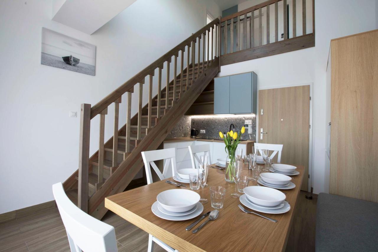 Willa Przy Porcie - Apartamenty Z Aneksami Kuchennymi อุสตกา ภายนอก รูปภาพ