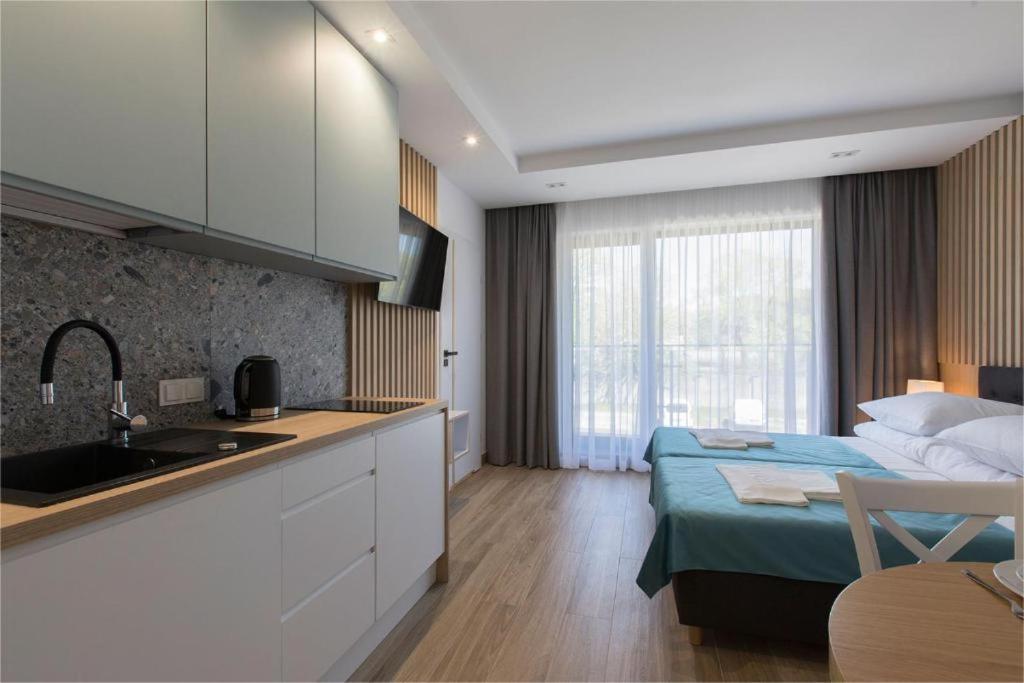 Willa Przy Porcie - Apartamenty Z Aneksami Kuchennymi อุสตกา ภายนอก รูปภาพ
